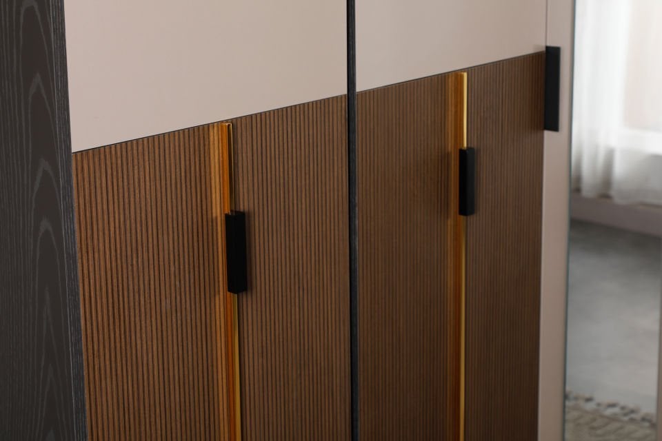 SUIT 5 KAPAKLI DOLAP