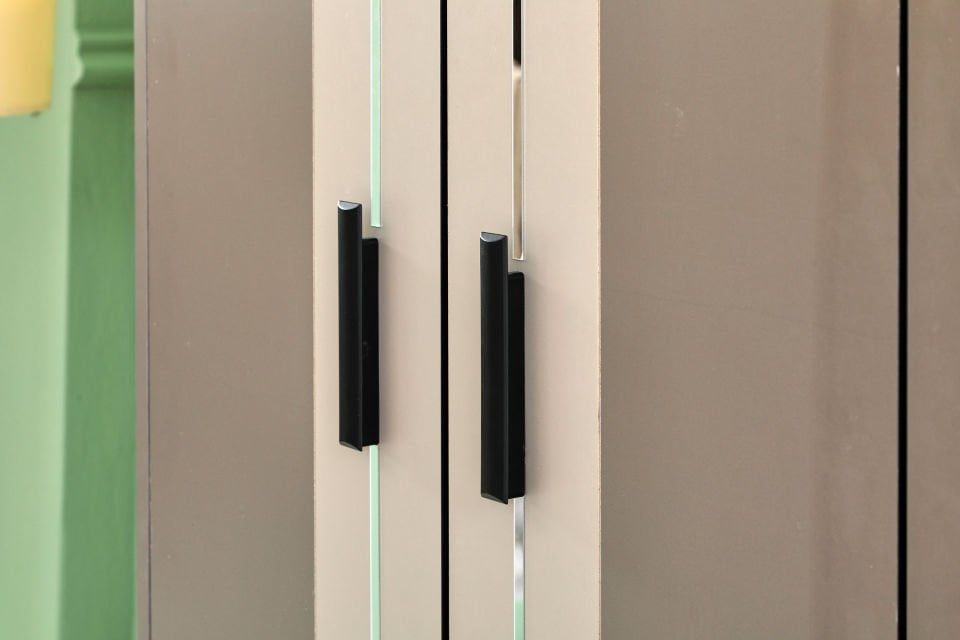 IBIZA 4 KAPAKLI DOLAP