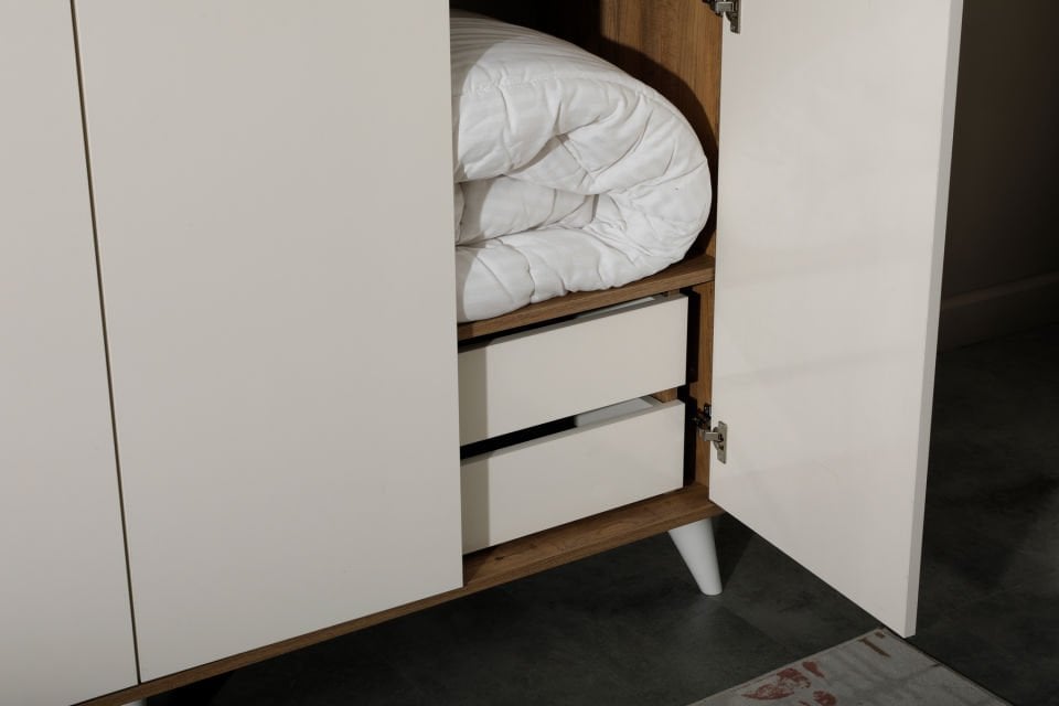 REBECA 4 KAPAKLI DOLAP