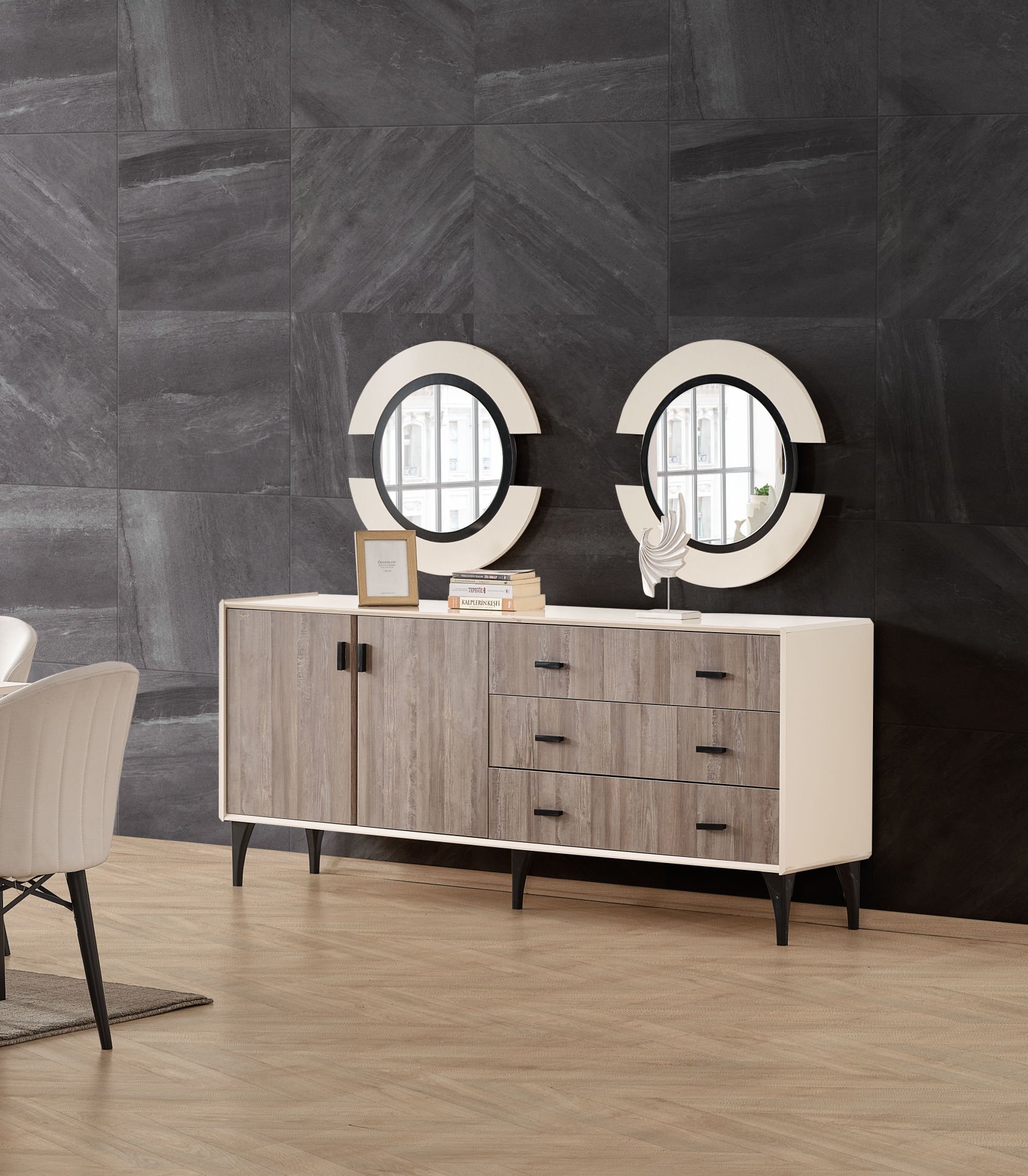 DELTA KONSOL (ALPINE-M. AVANGART)