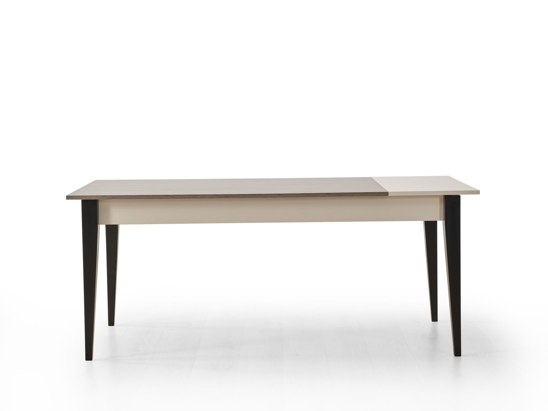 DELTA SABIT MASA (ALPINE-M. AVANGART)